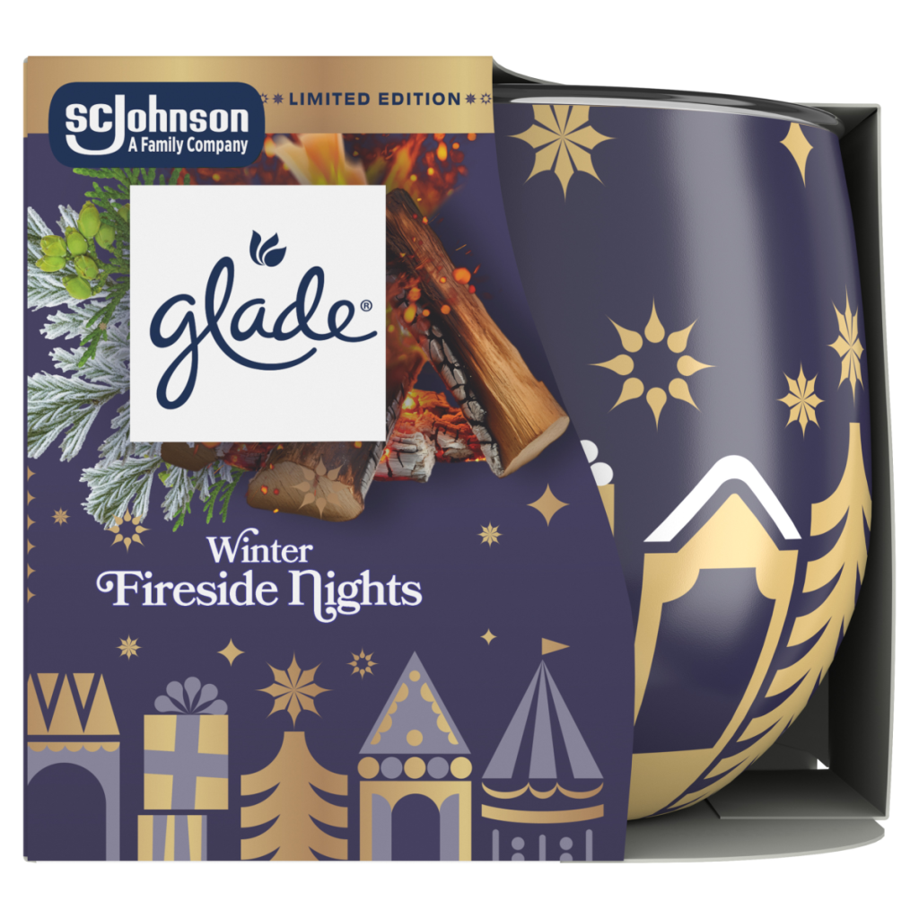 Glade Festive Scented Candle, Winter Fireside Nights, 108g