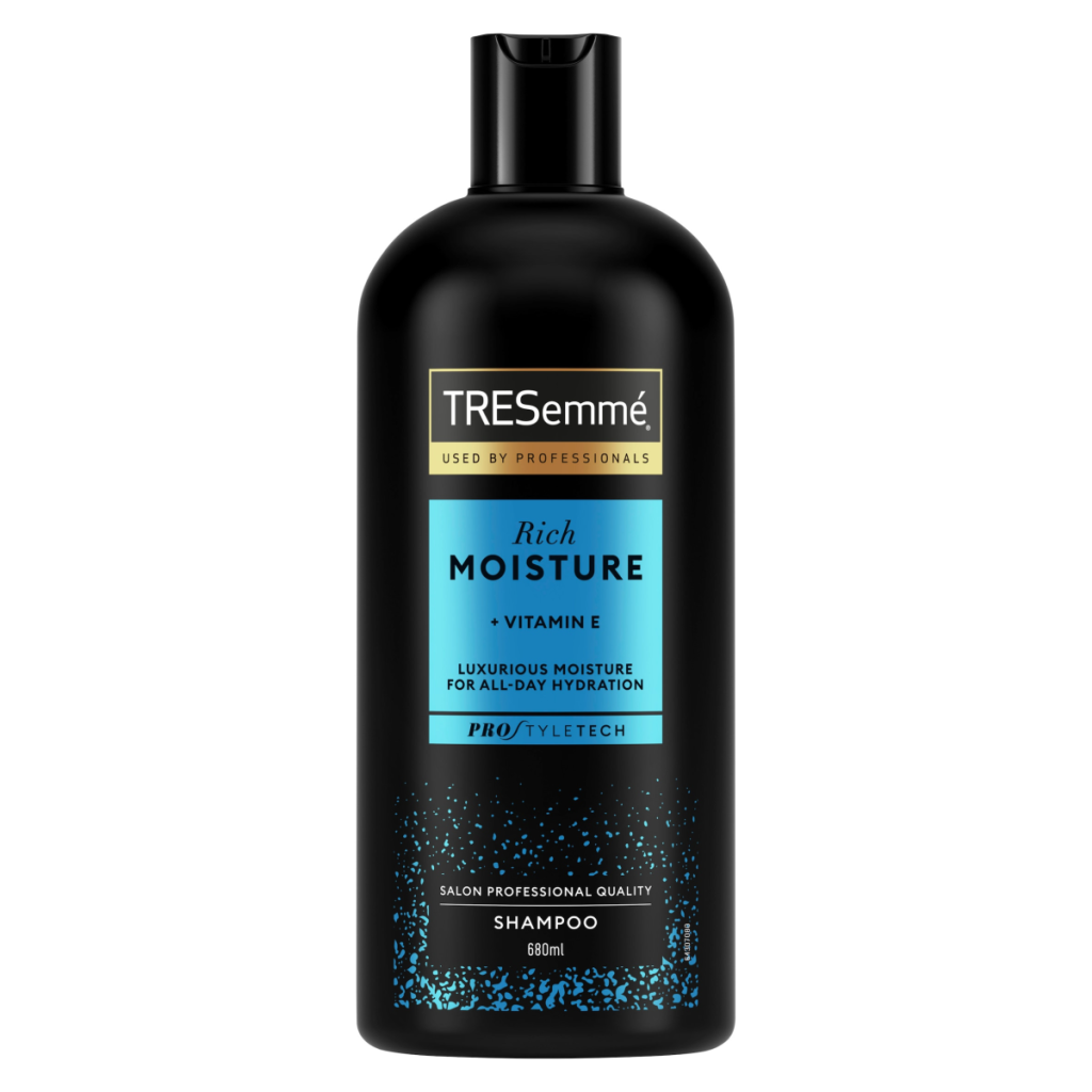 TRESemme Rich Moisture Shampoo 680 ml