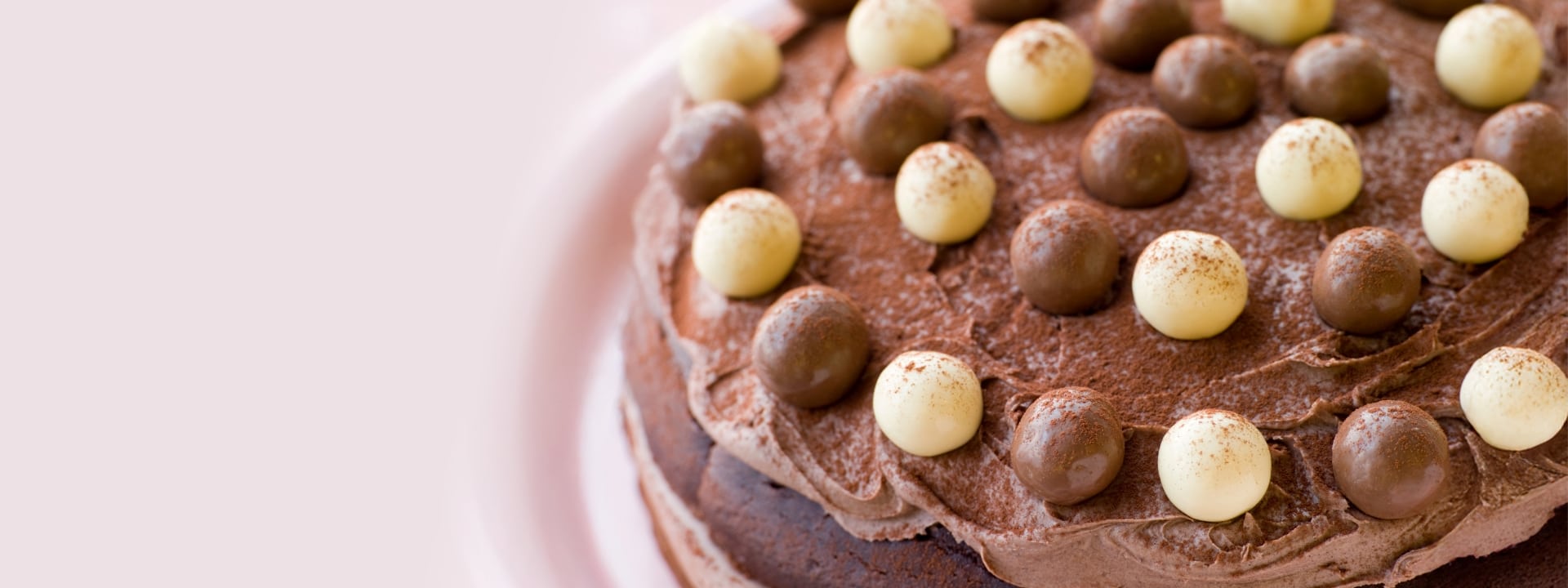 Maltesers Cake