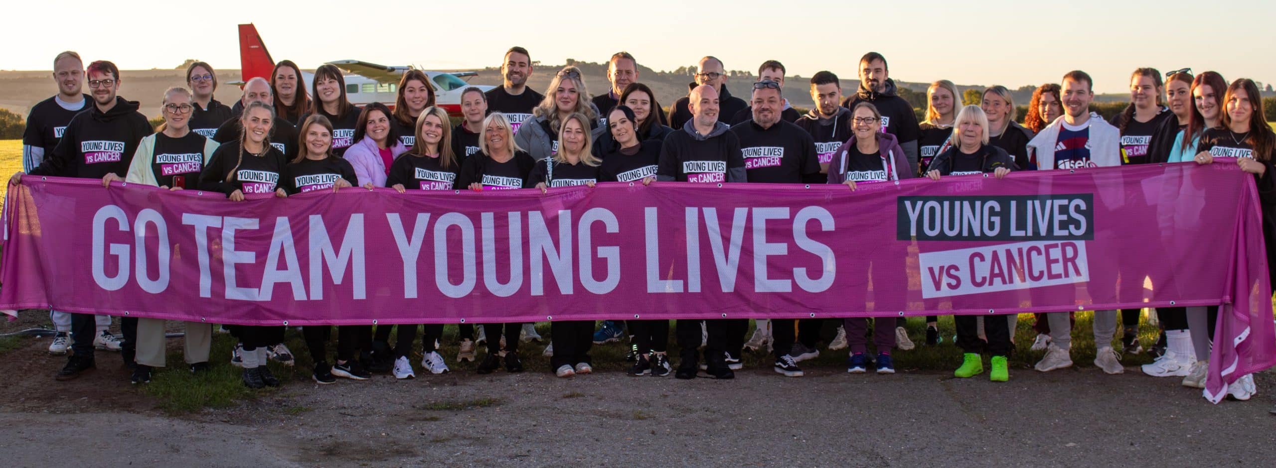 One Stop colleagues soar through the sky in aid of charity